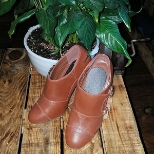 Cato booties!